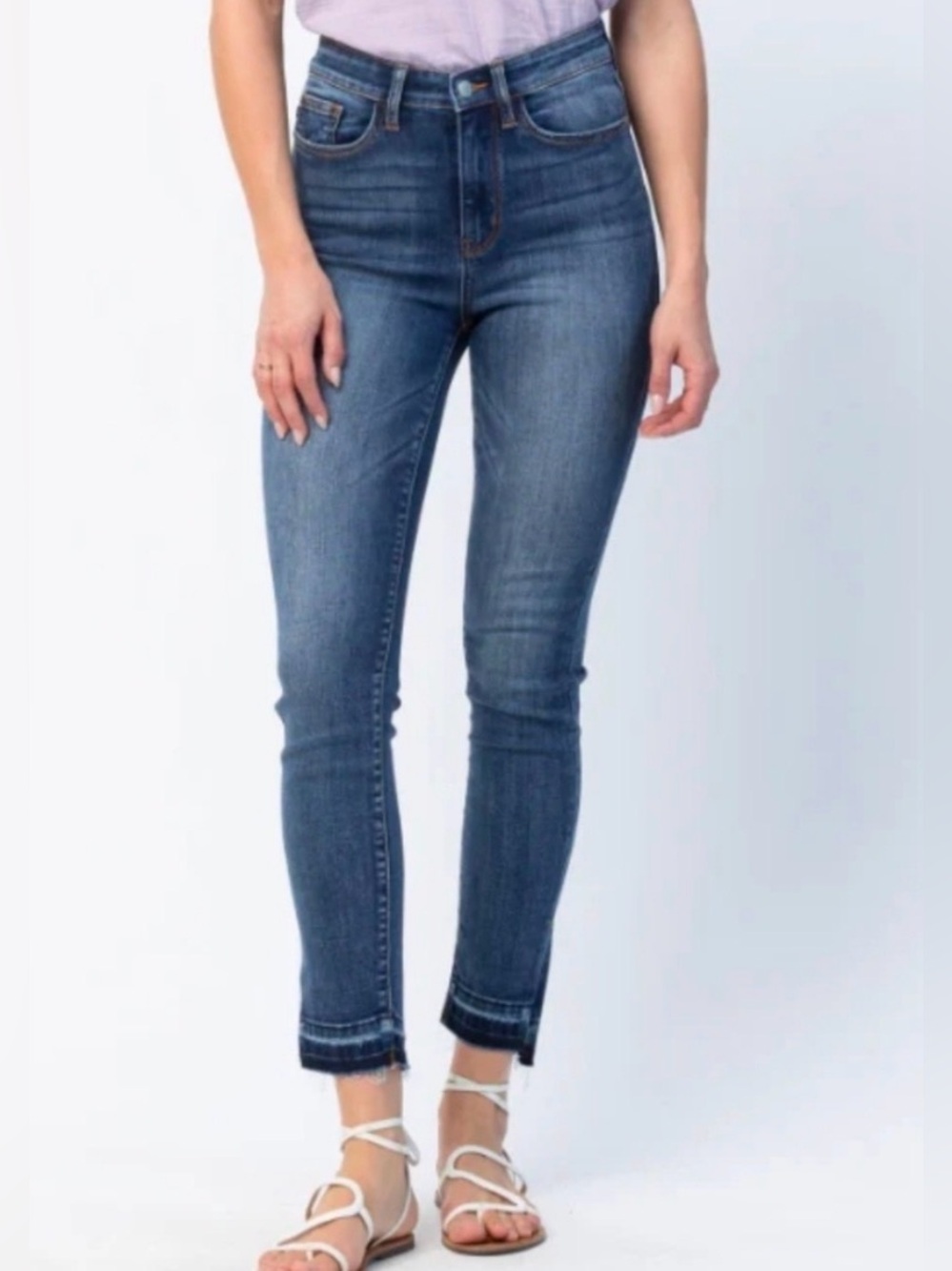 Judy Blue Relaxed Fit High Rise Raw Hem Jeans JB88609 Size 7/28
